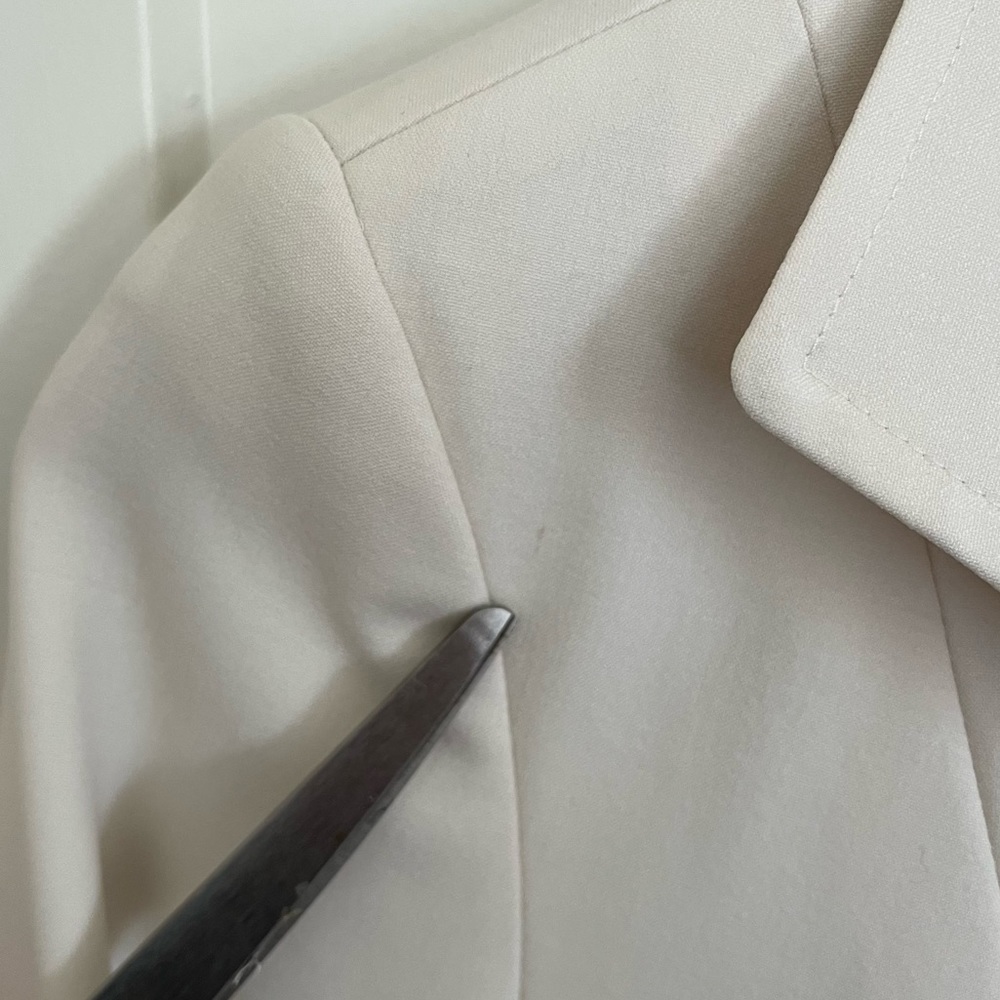 Lafayette 148 Virgin Wool Blazer - Picture 9 of 10